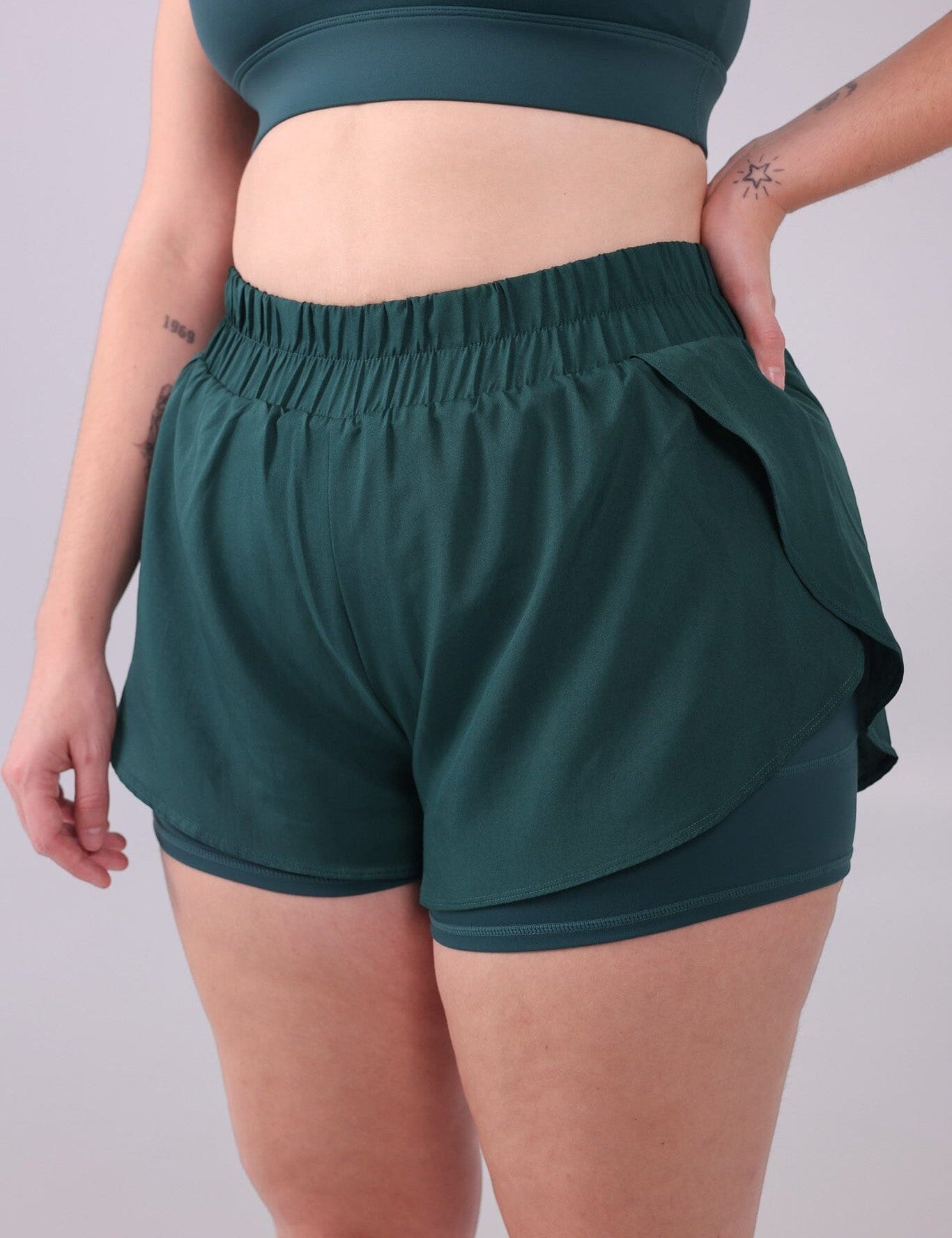 Megan Running Shorts Deep Pine